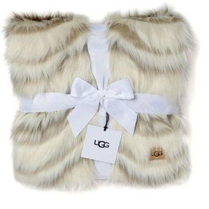 NWT UGG ROSIA FUR OVERSIZED THROW BLANKET‎ TAN GRAY 50 X 70